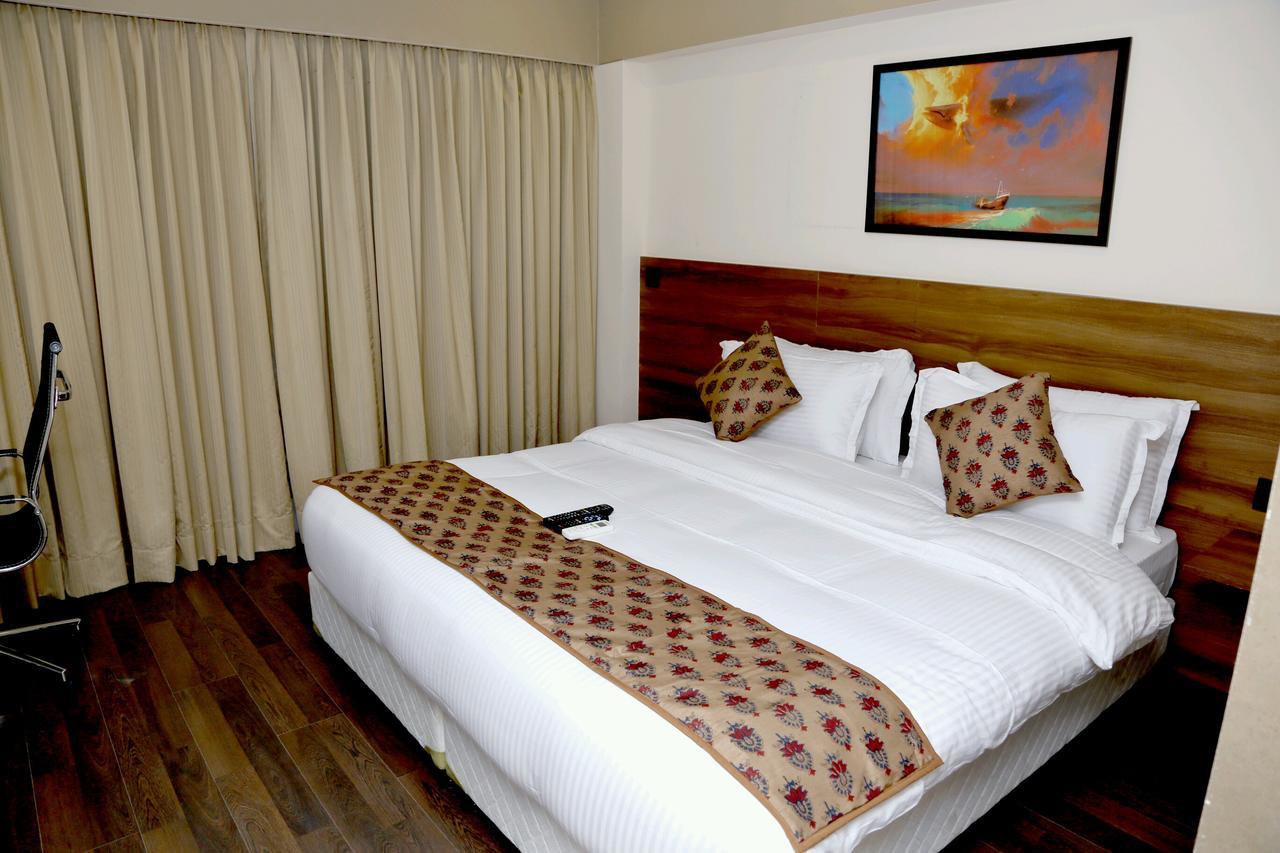 Hotel Mumbai House Andheri East, מומביי מראה חיצוני תמונה