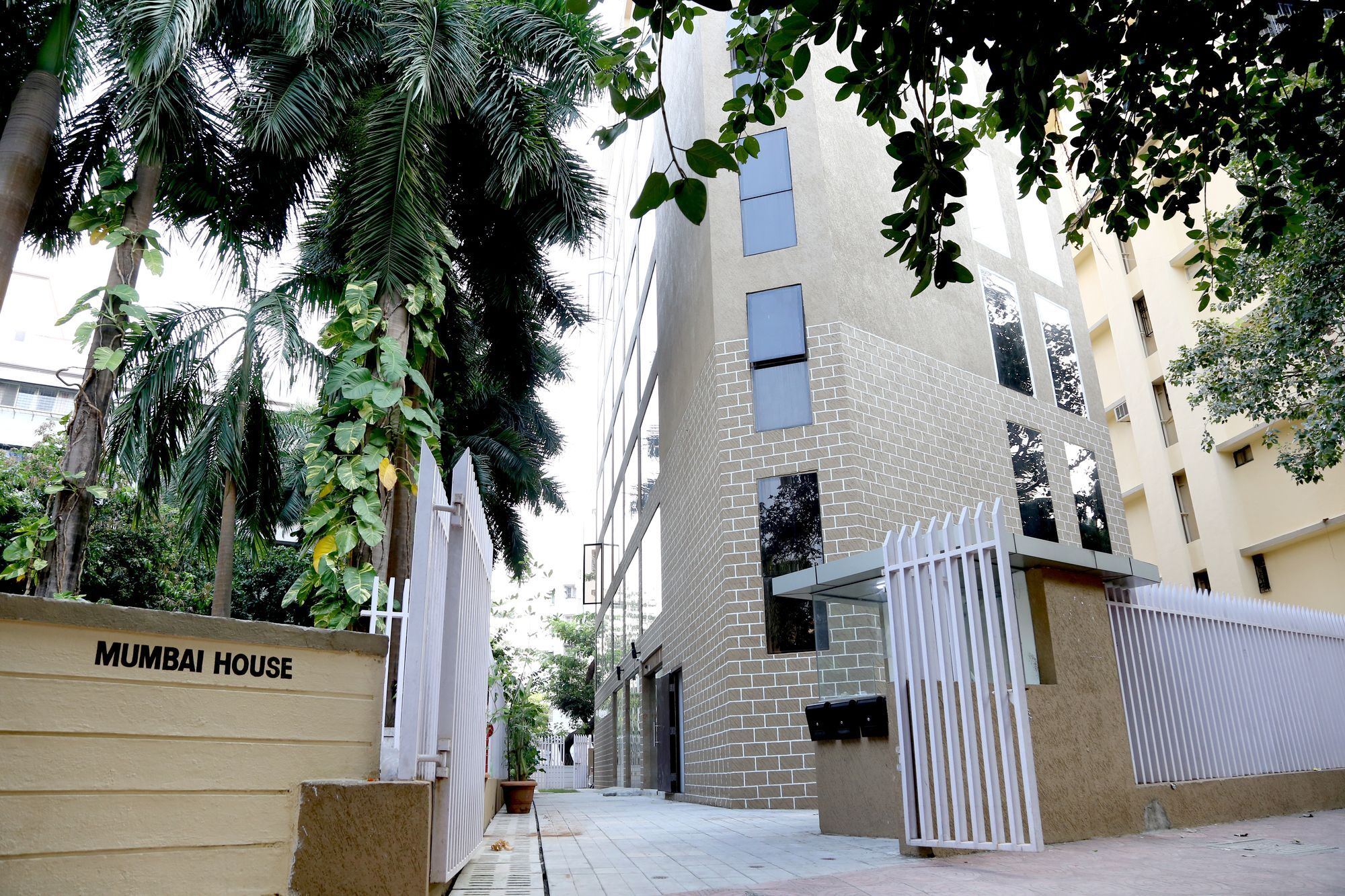 Hotel Mumbai House Andheri East, מומביי מראה חיצוני תמונה