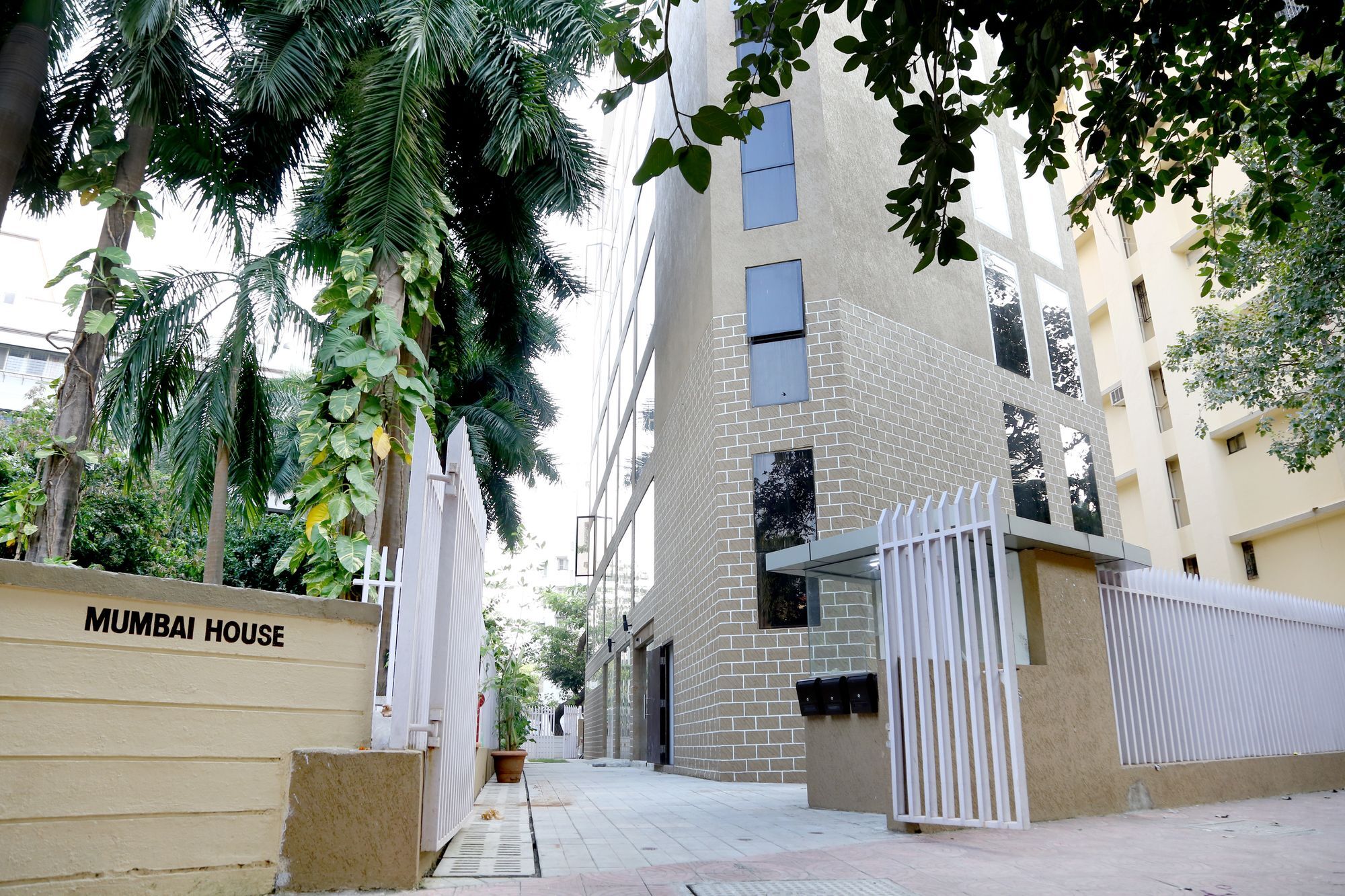 Hotel Mumbai House Andheri East, מומביי מראה חיצוני תמונה